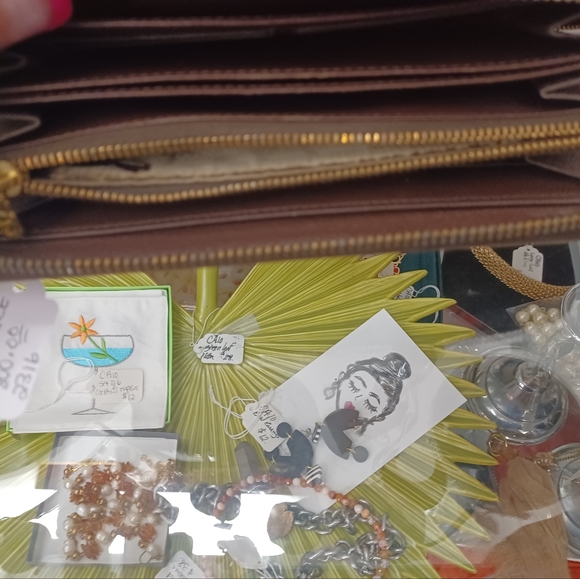 $500 Auth Louis Vuiitton Damier Ebene Zipper Wallet. Luxury ,Designer. Cheap a - Picture 5 of 7